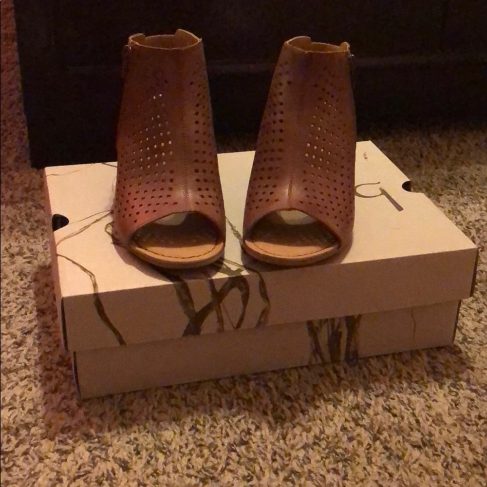 BOC Wedge Sandles